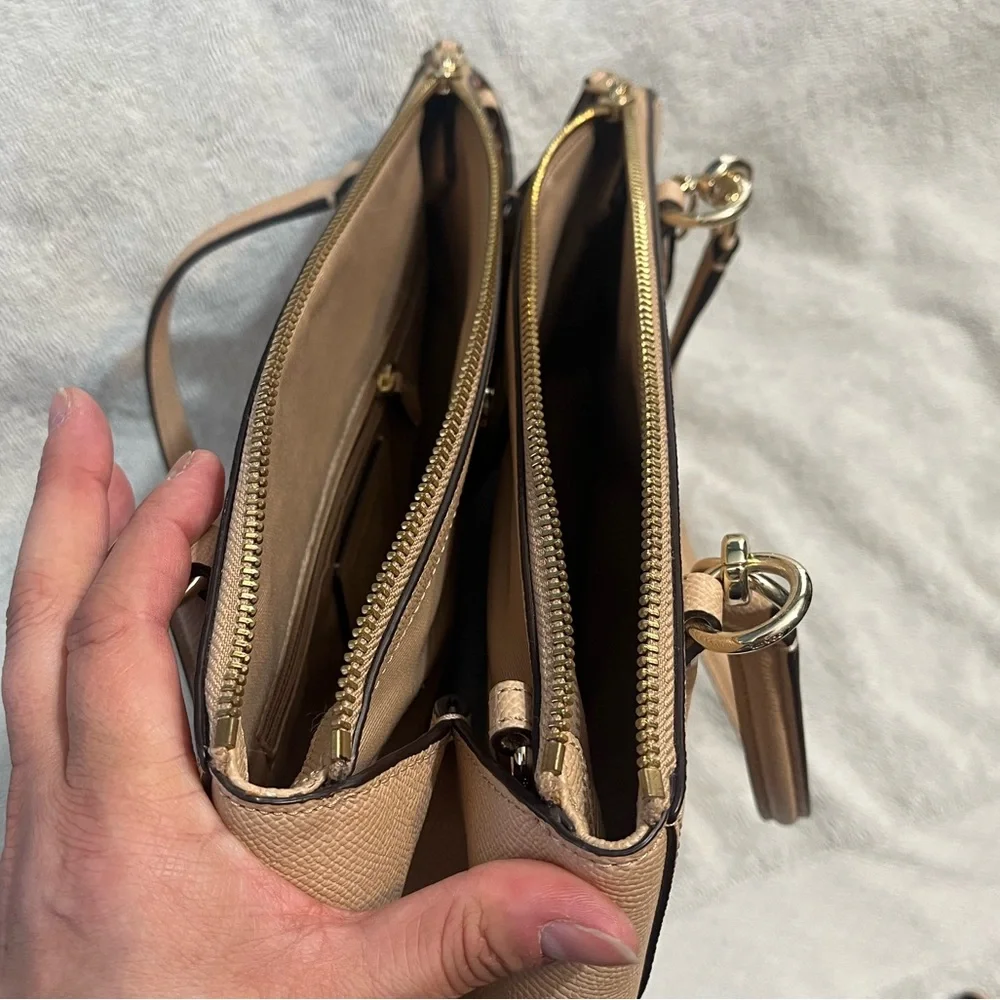Coach peach/nude Christie - Picture 5 of 14